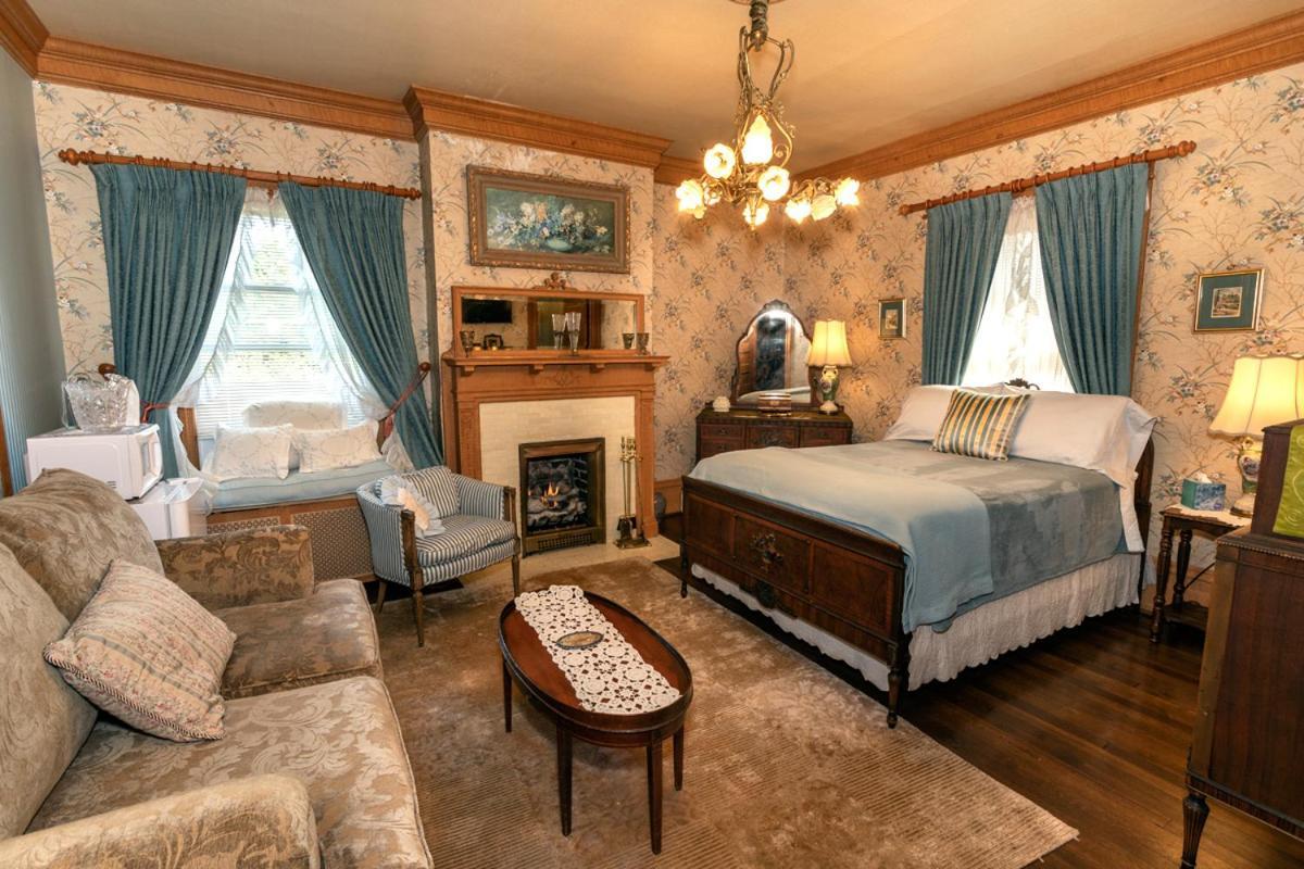 South Broadway Manor B&B - Near Fallingwater, Ohiopyle State Park, Hiking & Biking Trails Gap Scottdale Esterno foto